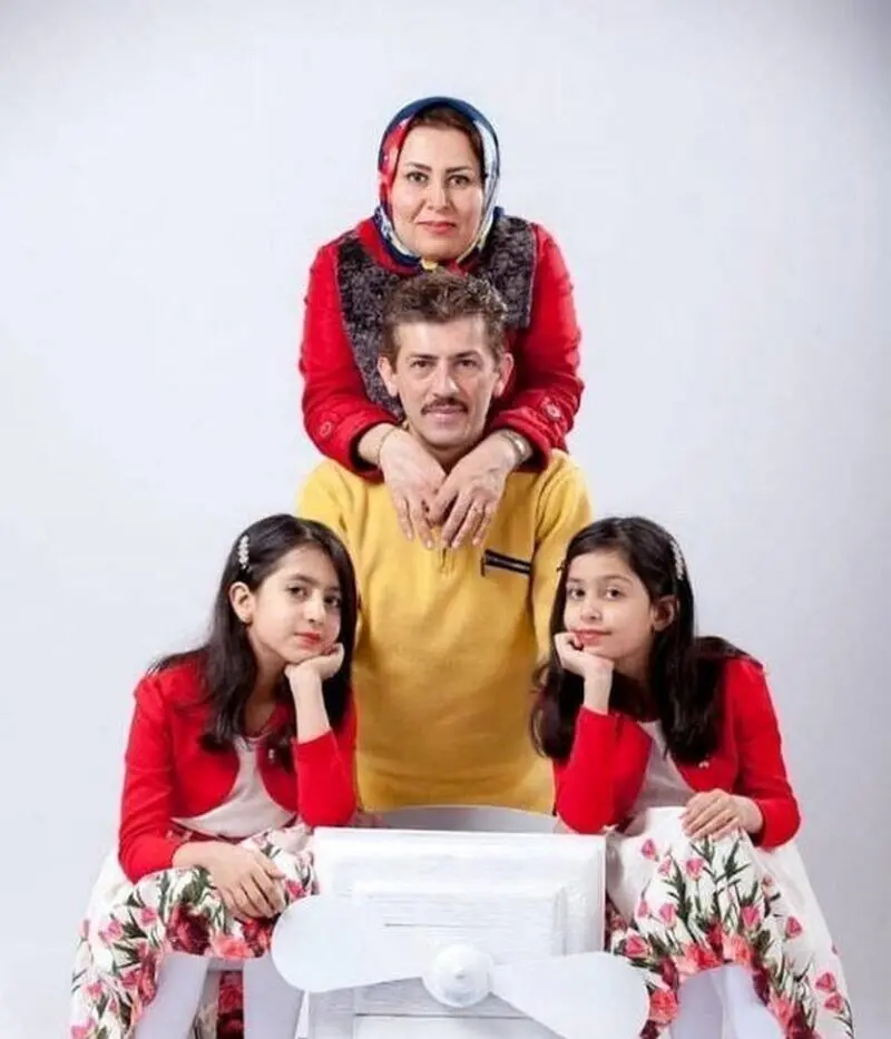 سیروس همتس و خانواده اش 