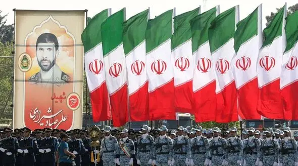 روز سرباز چه روزی است؟ تاریخچه و پیام تبریک این مناسبت