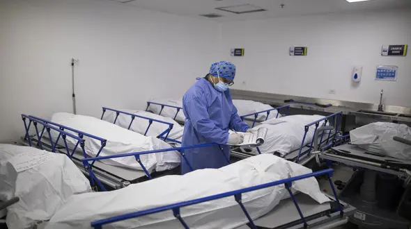 روزهای سیاه کرونا در مشهد/ فوت روزانه ۱۱۰ نفر از مبتلایان به کرونا در مشهد