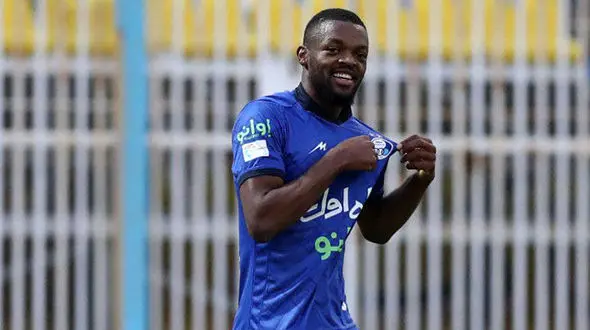 گل سوم استقلال مقابل نفت مسجد سلیمان + فیلم