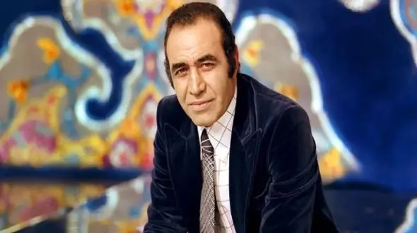 آواز اصیل؛ نوازنده خیابانی اتفاقی استاد ایرج خواجه امیری رو دید باهم خوندن هوشت میپره