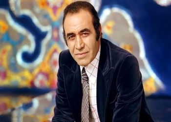 آواز اصیل؛ نوازنده خیابانی اتفاقی استاد ایرج خواجه امیری رو دید باهم خوندن هوشت میپره