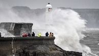 طوفان در انگلستان سه کشته برجا گذاشت+تصاویر