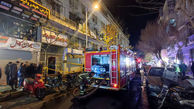 20 مرد مغازه دار در محاصره آتش سوزی بزرگ لاله زار/ عملیات نفس گیر آتش نشانان که فرشته نجات شدند