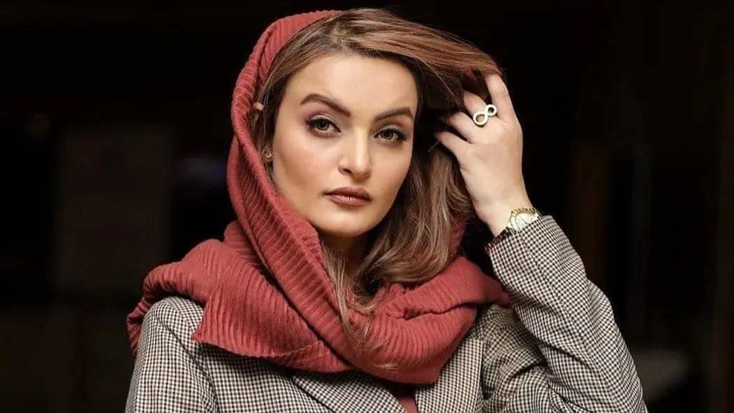 نیلوفر پارسا بازیگر سریال آوای باران: بعد زایمان دوقلوهام خیلی پشیمان شدم / پسرم نارس بود