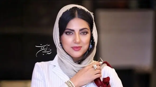 فیلم/ هلیا امامی : خیلی از مردها عاشقم هستن اما توی ذهنشون  با من زندگی میکنند / چطور تخیل می کنند پارتنر من هستند/ با من قرار میذاشتن که من منتظرتم 