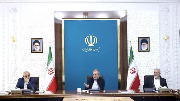 توسعه دریامحور راه نجات کشور از بحران‌هایی است که مخاطره‌ای مثل کم آبی می‌تواند برای ما ایجاد کند