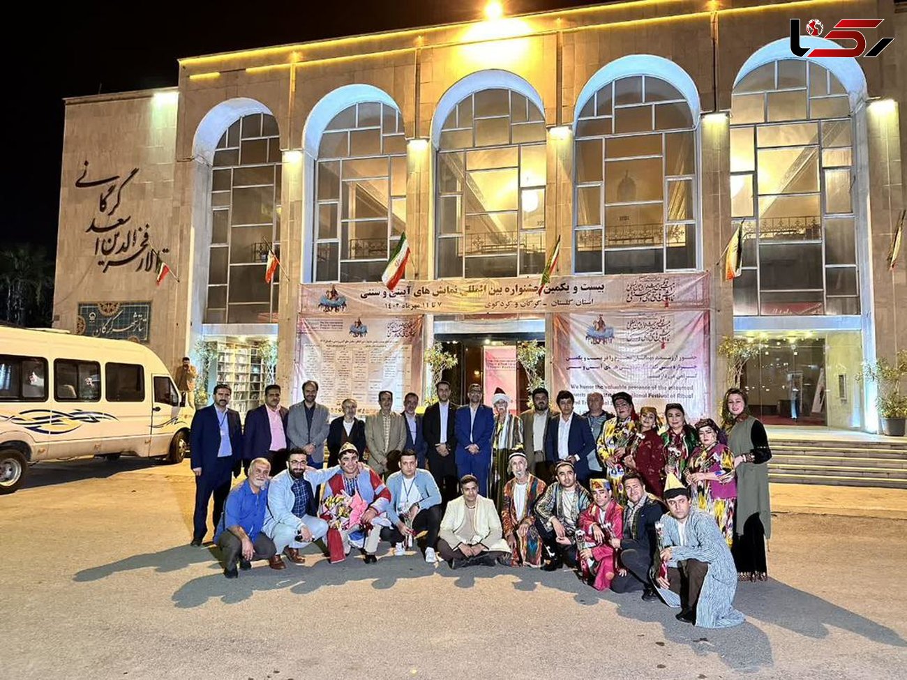 پایان اجراهای بخش صحنه‌ای جشنواره نمایش‌های آیینی و سنتی / ضیافت نمایشی تاجیک‌ها و یاد و خاطره حمید سمندریان در اجرای پایانی