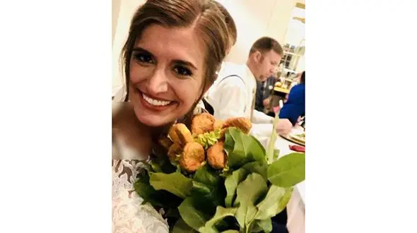 
عجیب‌ترین دسته گل عروس سال ۲۰۱۹ ساخته شد + تصاویر
