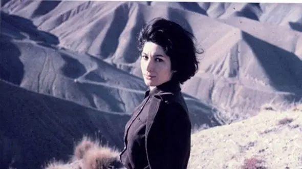 نگاهی به خانه و زندگی فروغ فرخزاد از کودکی تا زندگی مشترک خود در اهواز + عکس