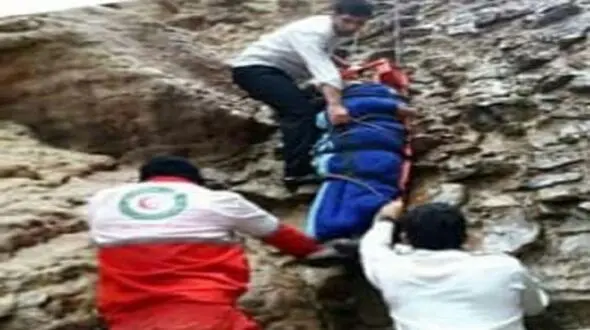 مرگ تلخ دختر  18 ساله در آبشار لندی بروجن
