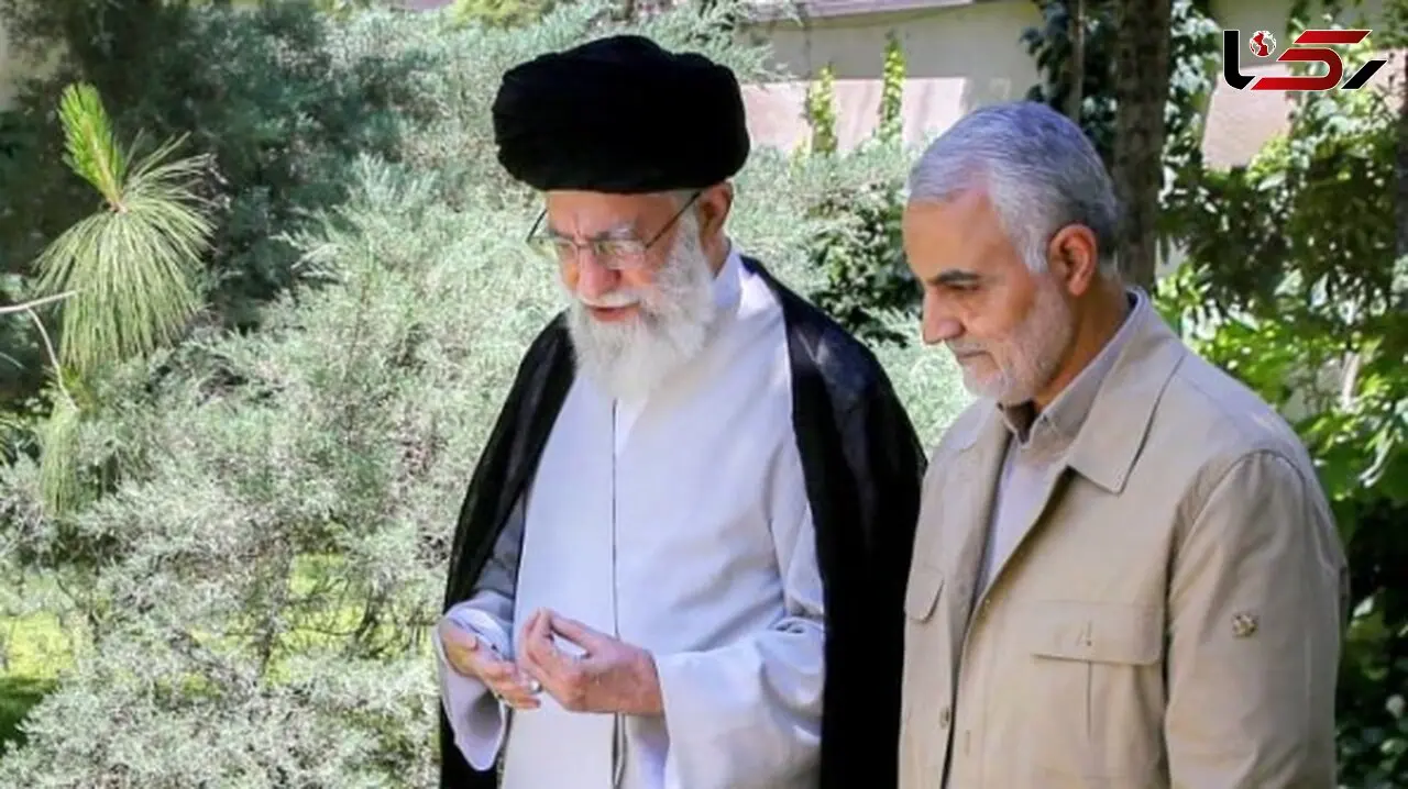 عکس / سفر به تاریخ؛ کوهپیمایی رهبر انقلاب همراه با سردار سلیمانی در کرمان؛ سال 1384