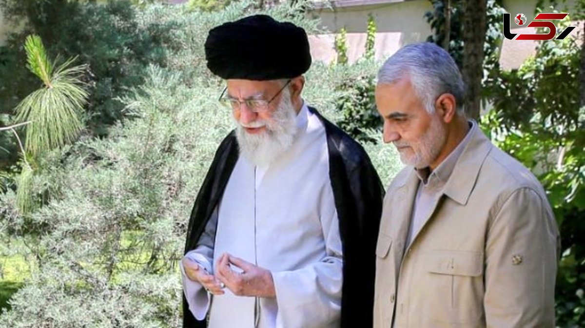 عکس / سفر به تاریخ؛ کوهپیمایی رهبر انقلاب همراه با سردار سلیمانی در کرمان؛ سال 1384