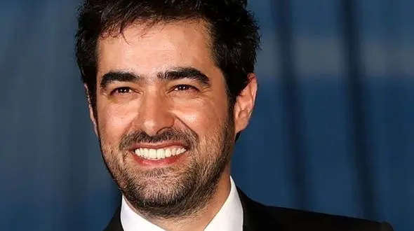 فیلم باشکوه از گیتارنوازی و خوانندگی معرکه شهاب حسینی در یک دورهمی خصوصی/ چه صدای بهشتی و جذابی