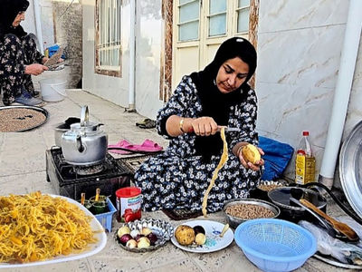 طرز تهیه غذای روستایی ایرانی: ماکارونی با سویا و سیب زمینی + فیلم