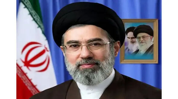عکس/ قیمت و مارک  کفش های  اسپورت آیت الله مجتبی خامنه‌ای رهبری ایران  کنار برادر سعید جلیلی مقام ارشد صدا و سیما ! 