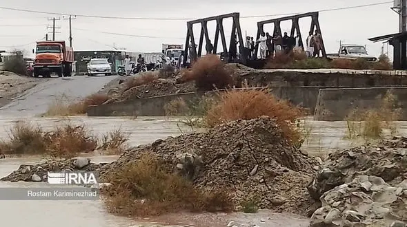 خسارت ۱۴هزار میلیارد ریالی سیلاب در سیستان و بلوچستان/ نجات ۹ گرفتار سیل