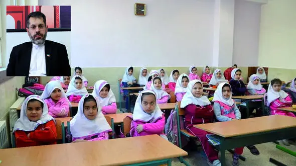 دانش‌آموزان بعد از فارغ‌التحصیلی نمی‌توانند حتی نامه اداری بنویسند/ نه فقط ۱۵ وزیر، بلکه کسانی که آنها را انتخاب کردند هم باید پاسخگو باشند!