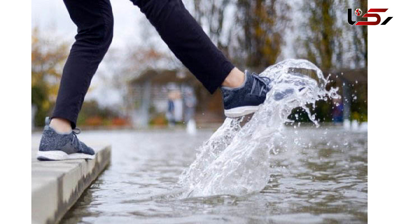با این کفش ضد آب در زمستان پاهایتان ایمن است