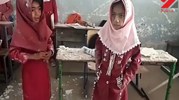 پدر فاطمه زهرا از آوار سقف مدرسه روی سر دخترش پرده برداشت/ هیچ مسئولی جویای حال فرزندم نشد+ فیلم