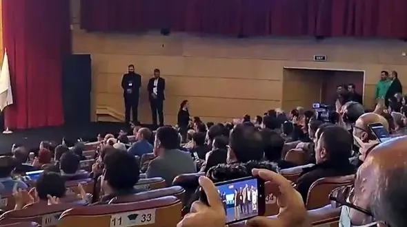 تشکیل پرونده قضایی برای خانم مهندسی که حجابش را در انتخابات نظام مهندسی پرت کرد