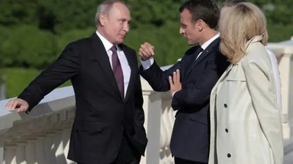 قد کوتاه ترین رییس جمهور دنیا!