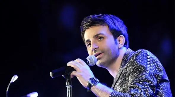 دانلود آهنگ عکسای دو نفره از علی لهراسبی/واسه دل که تنگه شوخیشم قشنگه که بیای شب شد نرسیدی خدا رو چه دیدی زنده ام به امیدی که بیای /با این آهنگ معشوقت رو برگردون