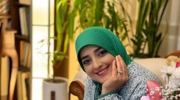 تعجب کاربران از شباهت باورنکردنی ستاره‌سادات قطبی به پدرش با انتشار اولین عکس از باباش+ عکس/ صمیمیت و دلنشینی از چهره شون میباره