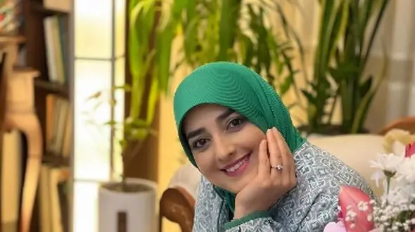 تعجب کاربران از شباهت باورنکردنی ستاره‌سادات قطبی به پدرش با انتشار اولین عکس از باباش+ عکس/ صمیمیت و دلنشینی از چهره شون میباره