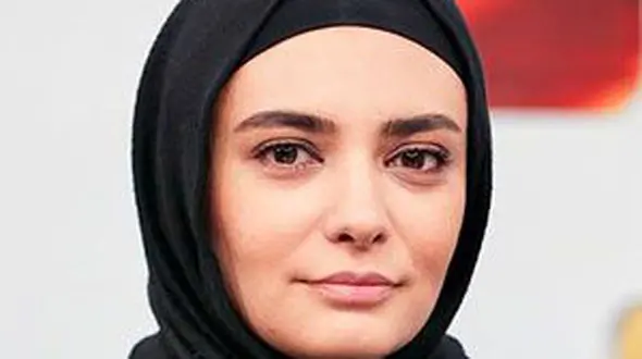 تصویری فوق العاده از لیندا کیانی / خانم بازیگر و یک پست فوق العاده !