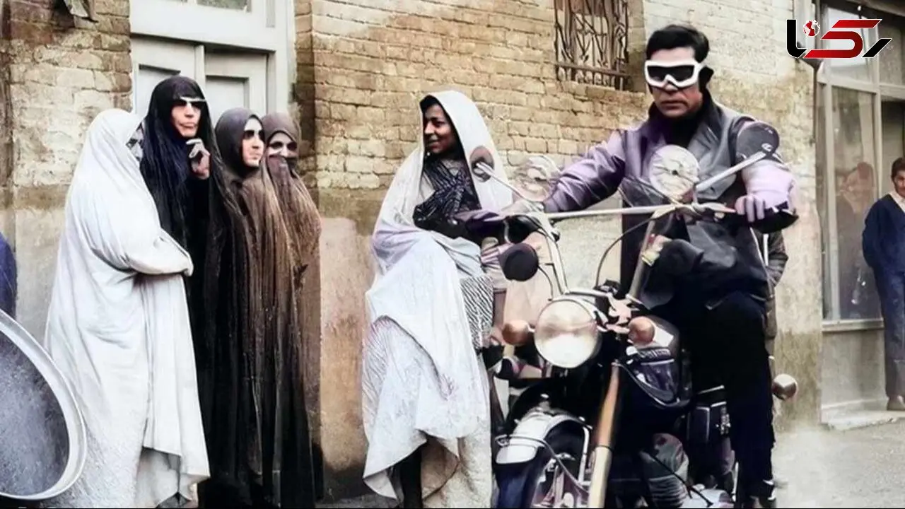 عکس/ سفر در زمان/ عکس خاطره انگیز از «بهروز وثوقی و بهمن مفید» در صحنه‌هایی از فیلم «رضا موتوری»