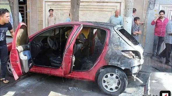 آتش سوزی مشکوک 3 خودرو در شهرری+ تصاویر