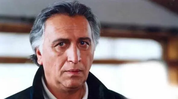 تصویری داغ از چهره ی زیر و رو شده ی کاراگاه علوی در آستانه ی 80 سالگی !