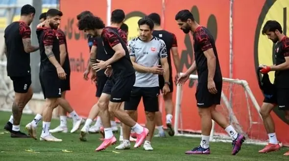 توافق اولیه باشگاه پرسپولیس با 2 ستاره ملی‌پوش