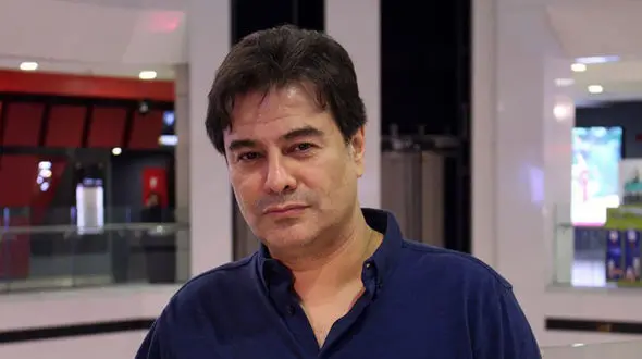 عکس مخفی از عاشقانه های خاص مهراب قاسم خانی!