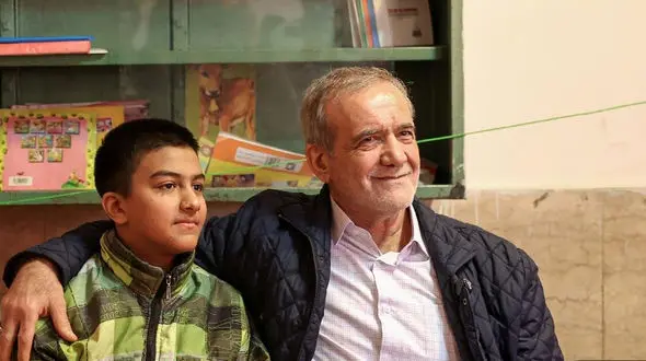 یک جمله از زبان مدال آور المپیاد نجوم به آقای رئیس جمهور: امیدواریم عدالت آموزشی در کشور اجرا شود + فیلم