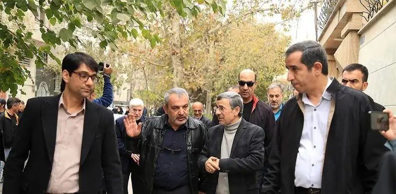 تشیع جنازه خواهر احمدی نژاد 