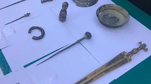 کشف گنج نفیس در جنوب تهران / افراد ناشناس تحت تعقیب