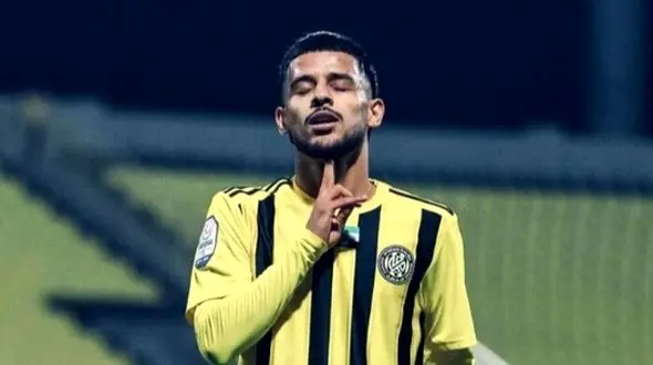 عکس/تصویری دیده نشده از مهدی قائدی زمانی که شاگرد مکانیک بود/ الماس بوشهری زندگی‌اش را به این مرد مدیون است