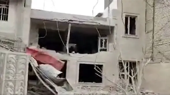 فیلم / مدرسه ای در خمین که هدف حملات آمریکایی-اسرائیلی قرار گرفت