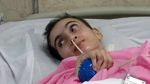 به دختر تکواندوکار  سرشناس البرزی کمک کنید / چه بلای  شومی در خیابان سر او آمد ؟ 