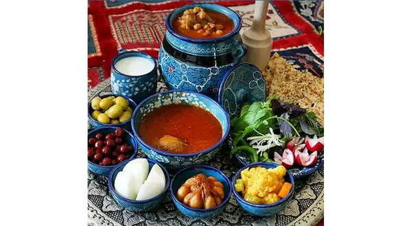 معرفی بهترین غذاهای اصیل ایرانی /سفره ایرانی سفره ای رنگین و لذت بخش
