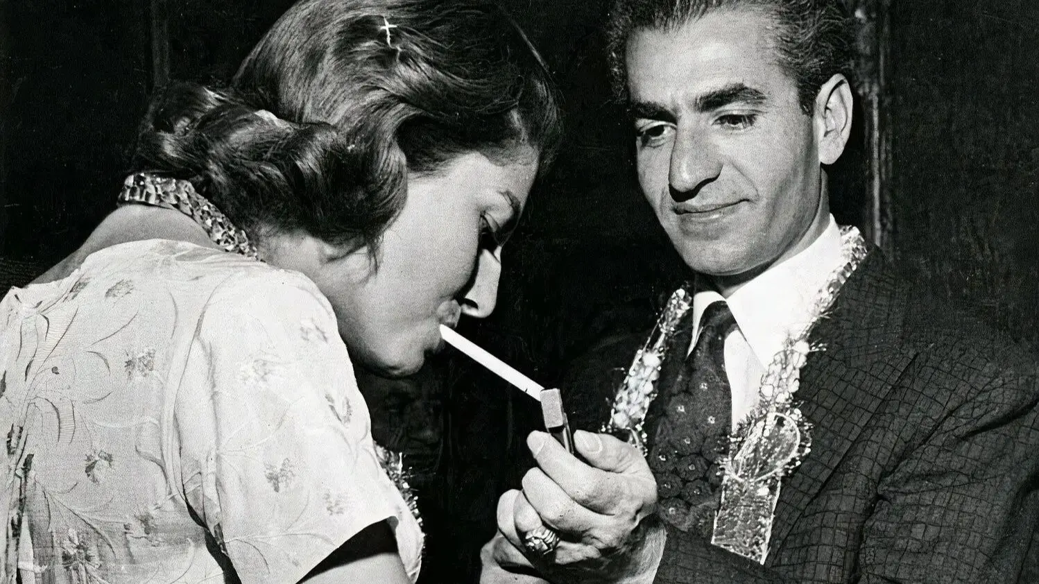 سفر در زمان / سال 1357؛ مقایسه زندگی محمدرضا و فرح از شاه و ملکه بودن تا الان