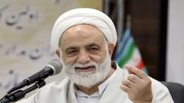 فیلم/چند لحظه حال خوب: صحبت های خنده دار آقای قرائتی: به قول تریاکی ها کم و تیز و چسبون!