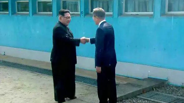 «این» و «اون» تاریخ‌ساز شدند!/ رهبر کره شمالی وارد کره جنوبی شد+ فیلم و تصاویر