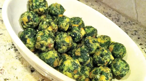 قلقلی اسفناج یک ناهار خوشمزه در قرنطینه خانگی