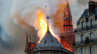 کلیسای نوتردام در آتش سوخت + فیلم و عکس