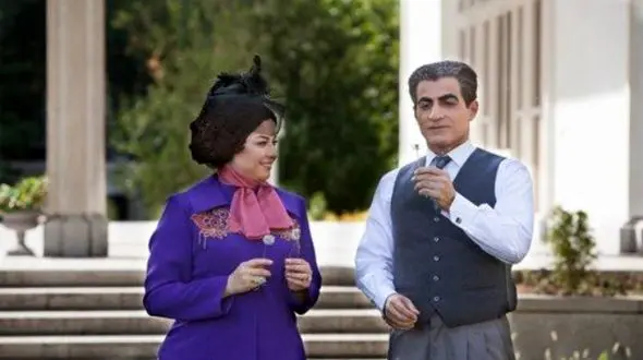 نگاهی به گریم عالی و بی‌نقص مهراوه شریفی‌نیا در نقش ثریا، همسر محمدرضا پهلوی