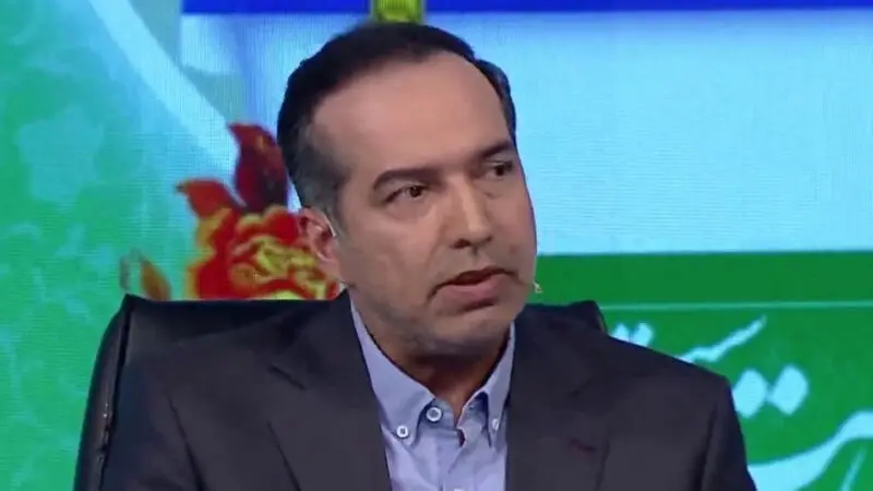 حسین انتظامی کارشناس برنامه زنده میزگرد فرهنگی که با حضور امیرحسین قاضی زاده هاشمی نامزد انتخابات ریاست جمهوری