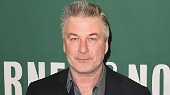 دفاع از فیلم‌سازی که پرونده سیاه با کودکان دارد! + عکس